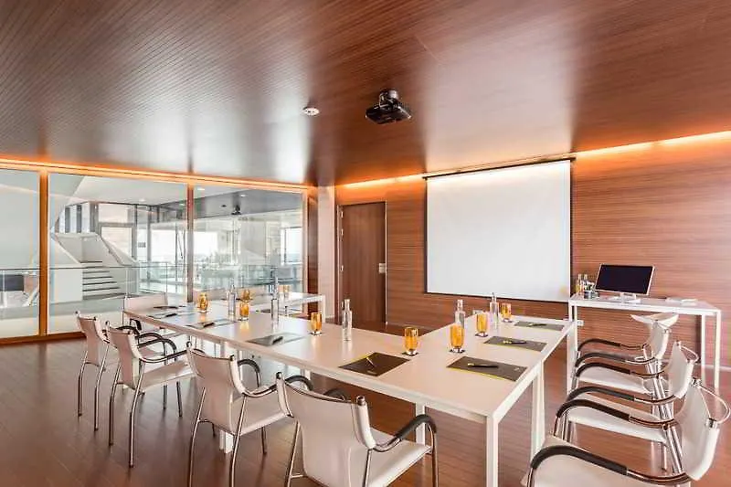 Residencia Deportiva Sercotel Barcelona Sailing 산트 아드리아 데 베소스 호스텔